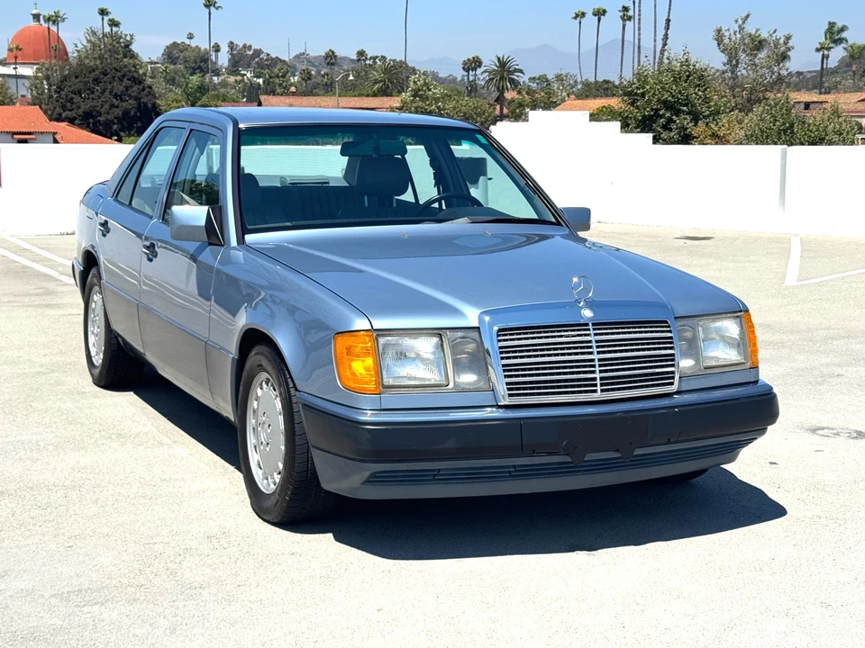 1990 Mercedes-Benz W124 E-Class - Image 6 of 31
