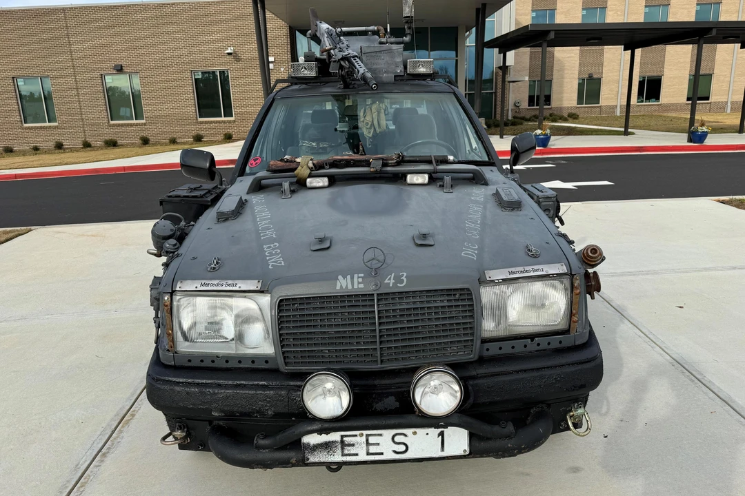 1990 Mercedes-Benz W124 E-Class - Image 2 of 31