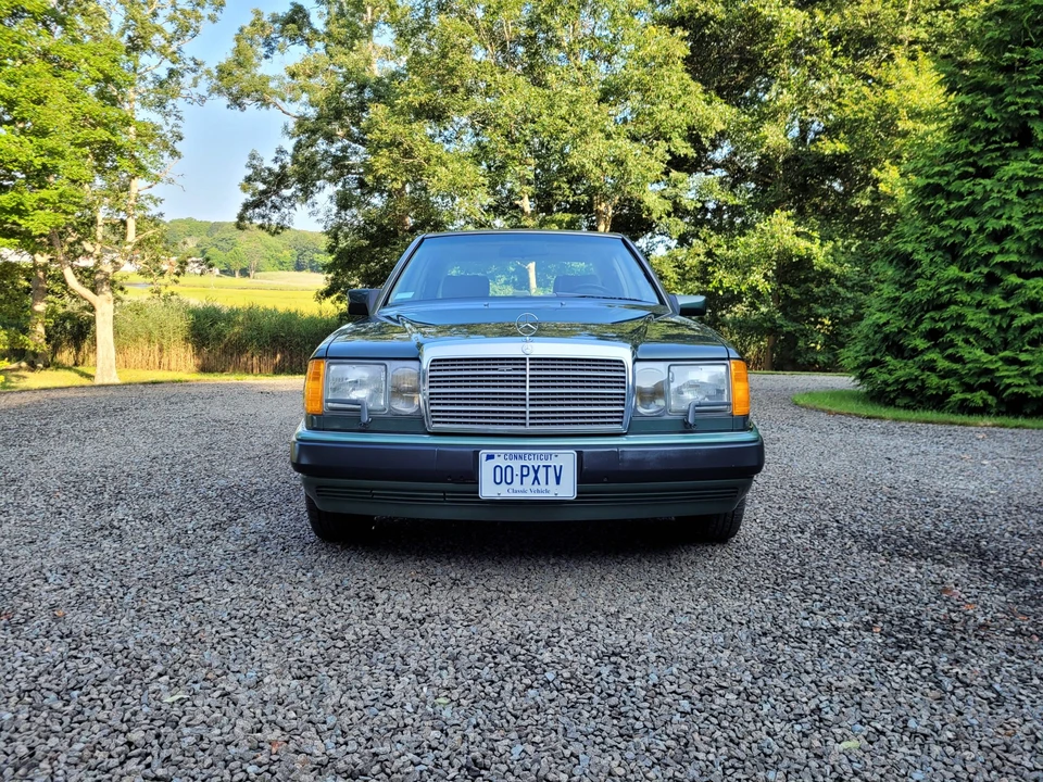 1990 Mercedes-Benz W124 E-Class - Image 7 of 31