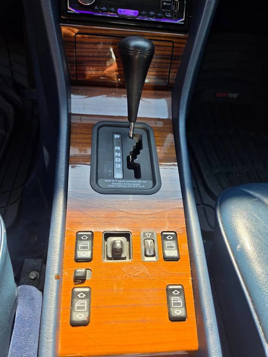 1990 Mercedes-Benz W124 E-Class - Image 8 of 19