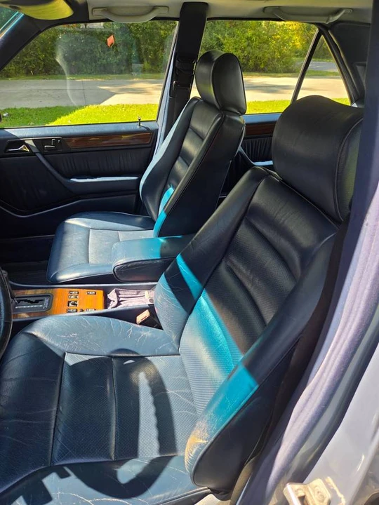 1990 Mercedes-Benz W124 E-Class - Image 18 of 19