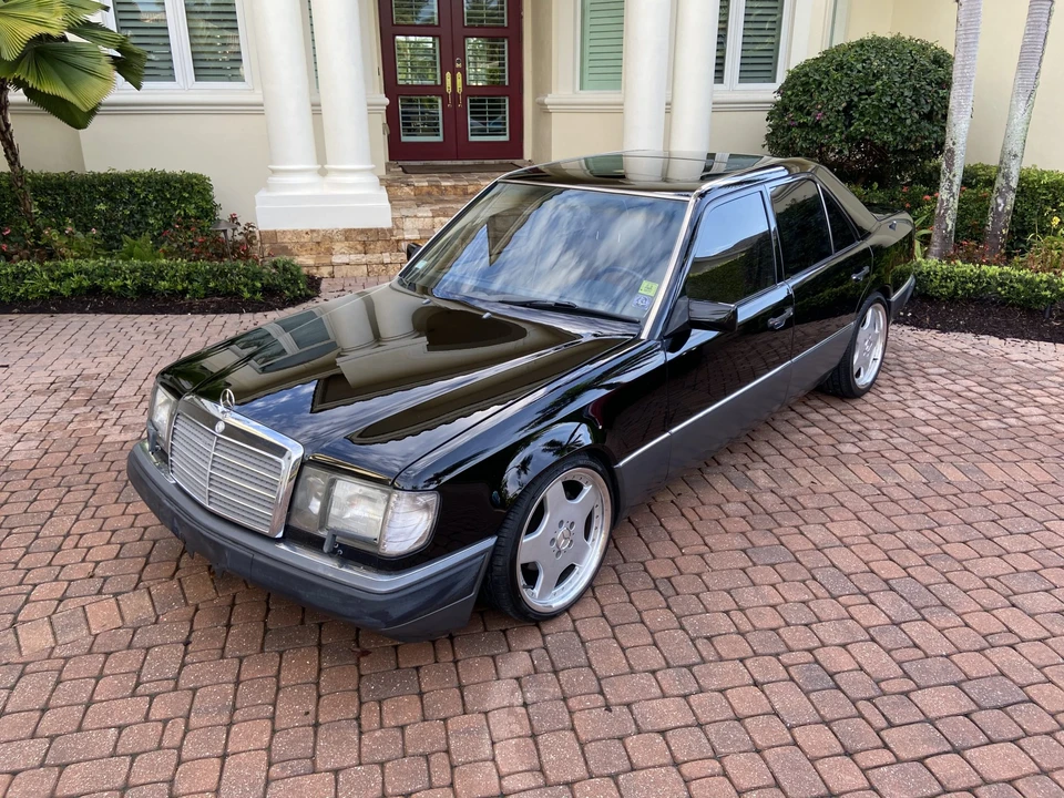 1990 Mercedes-Benz W124 E-Class - Image 3 of 31
