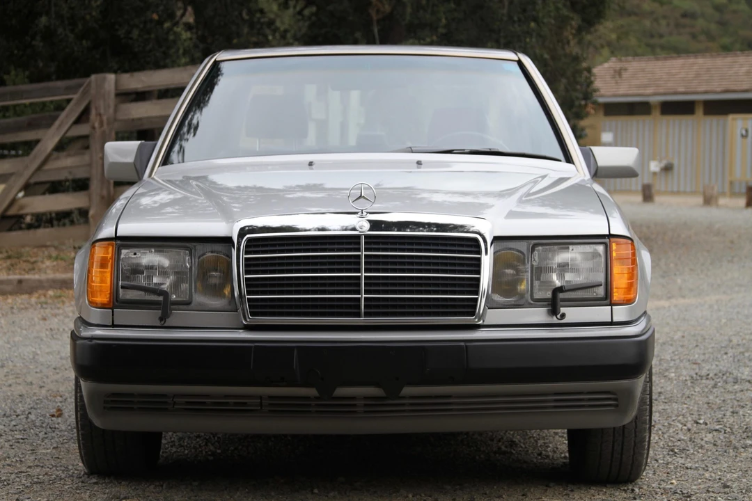 1990 Mercedes-Benz W124 E-Class - Image 28 of 31