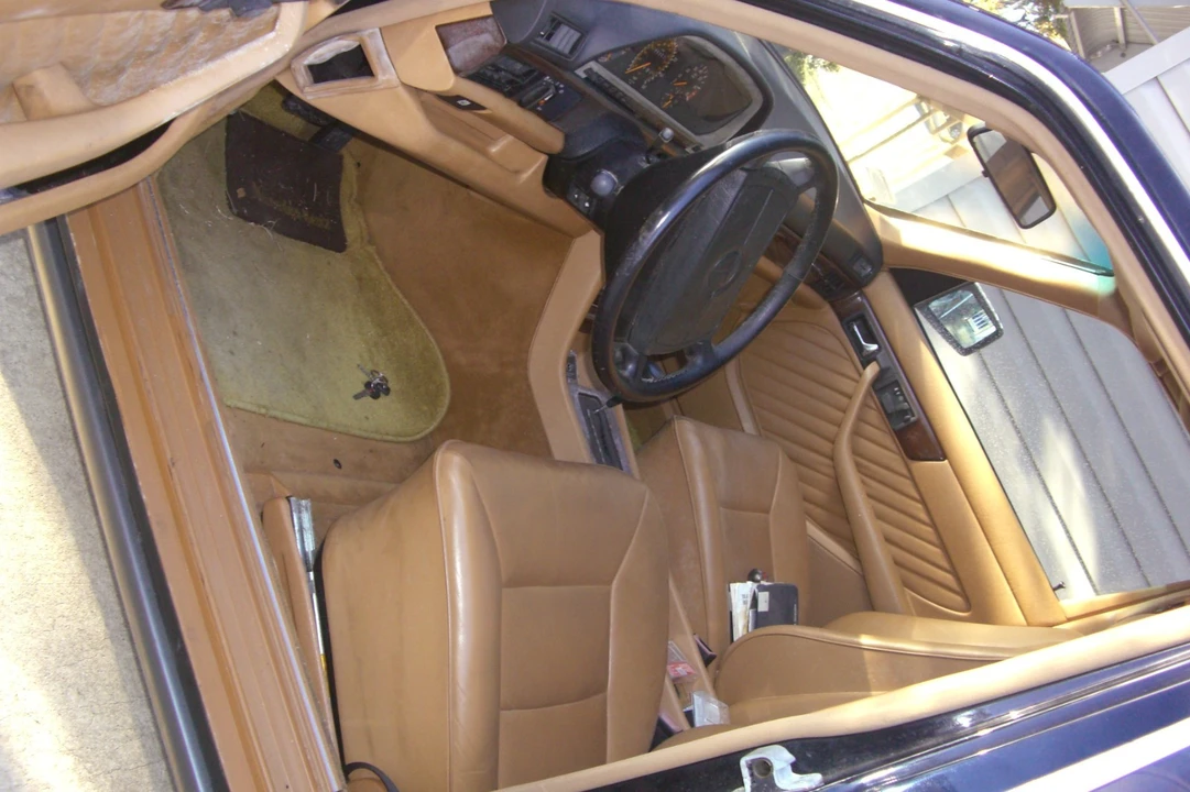 1990 Mercedes-Benz W124 E-Class - Image 12 of 21