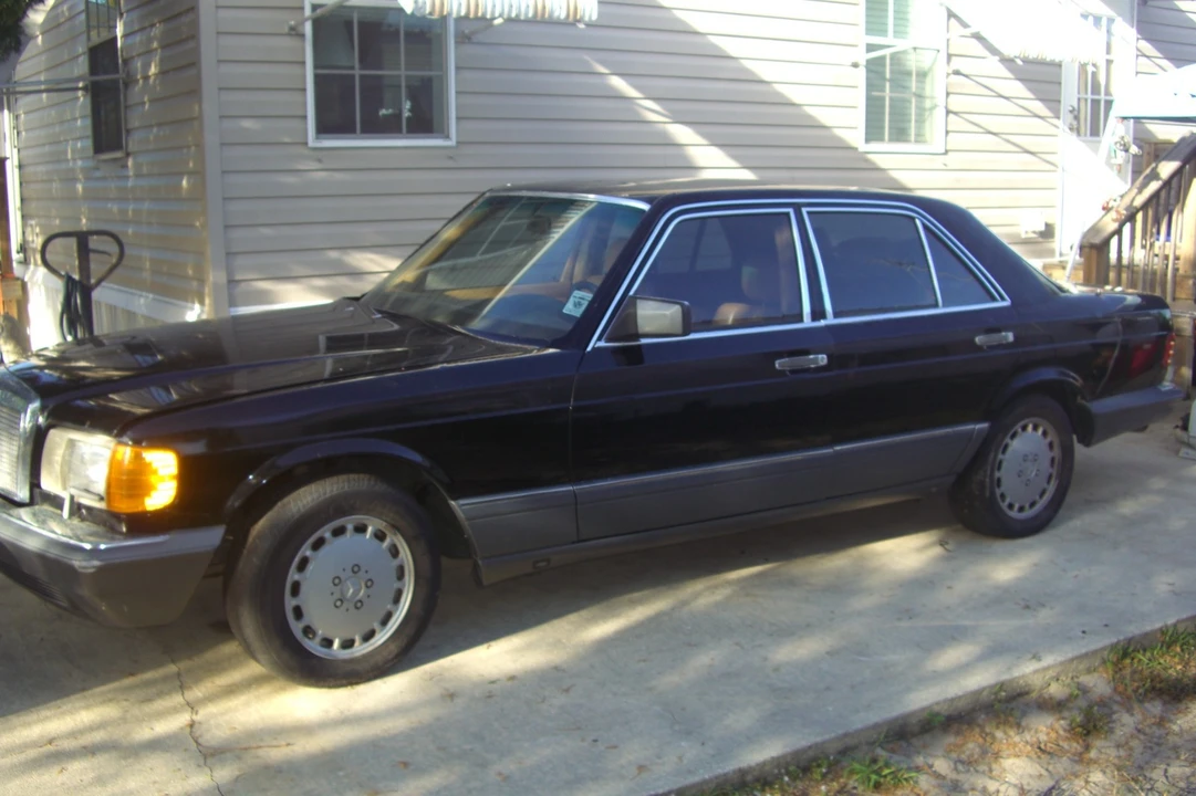 1990 Mercedes-Benz W124 E-Class - Image 2 of 21