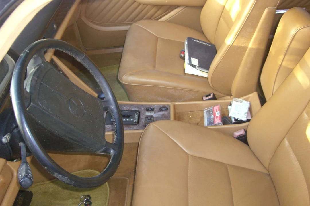 1990 Mercedes-Benz W124 E-Class - Image 14 of 21