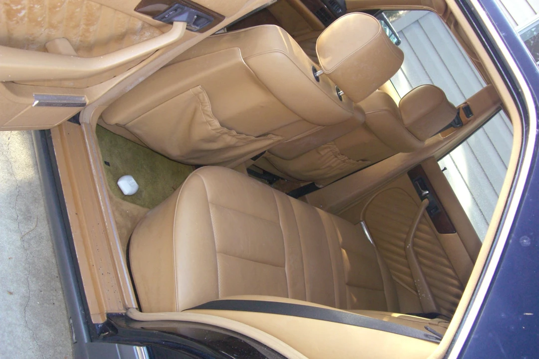 1990 Mercedes-Benz W124 E-Class - Image 13 of 21