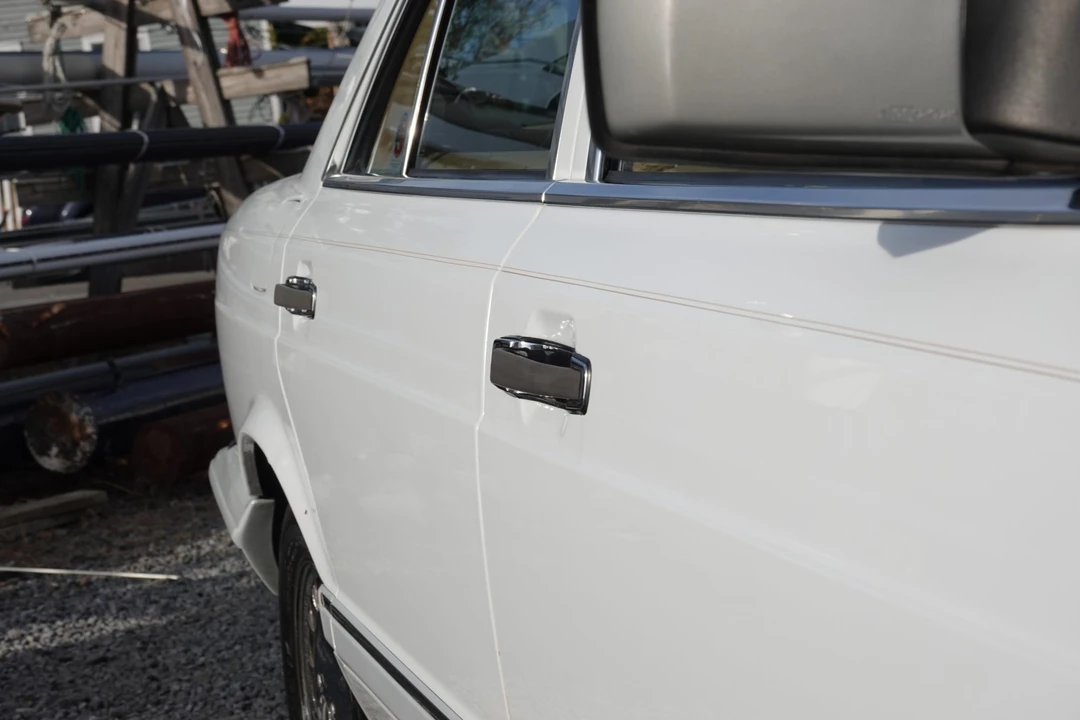 1990 Mercedes-Benz W126 S-Class Sedan - Image 19 of 31