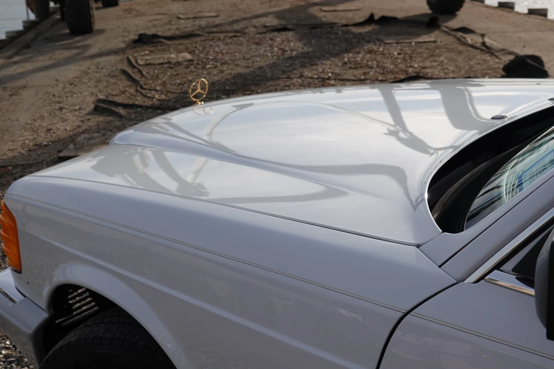 1990 Mercedes-Benz W126 S-Class Sedan - Image 30 of 31