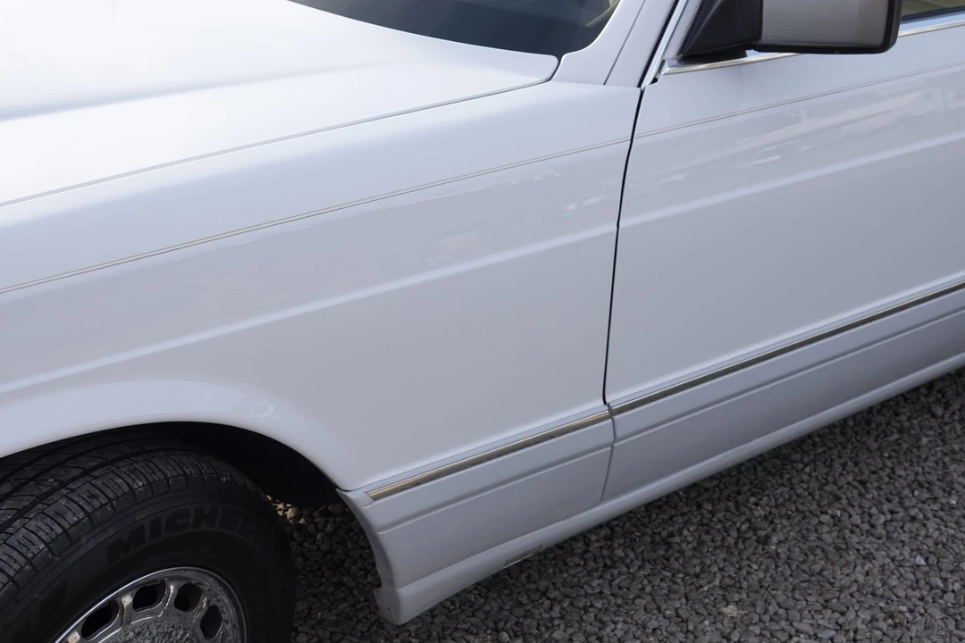 1990 Mercedes-Benz W126 S-Class Sedan - Image 31 of 31