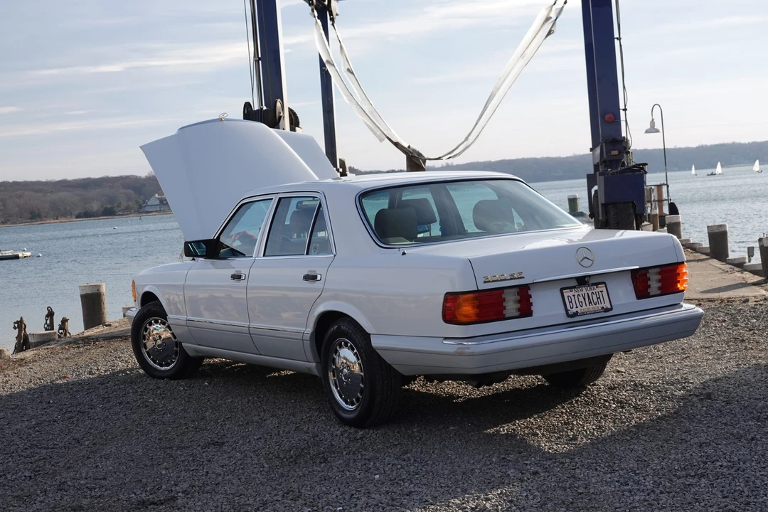 1990 Mercedes-Benz W126 S-Class Sedan - Image 11 of 31