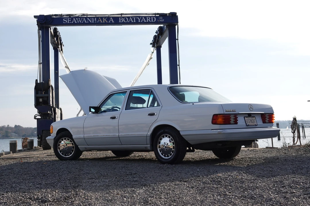 1990 Mercedes-Benz W126 S-Class Sedan - Image 10 of 31