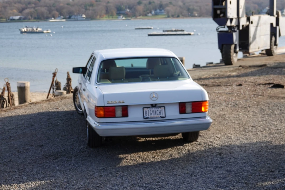 1990 Mercedes-Benz W126 S-Class Sedan - Image 6 of 31