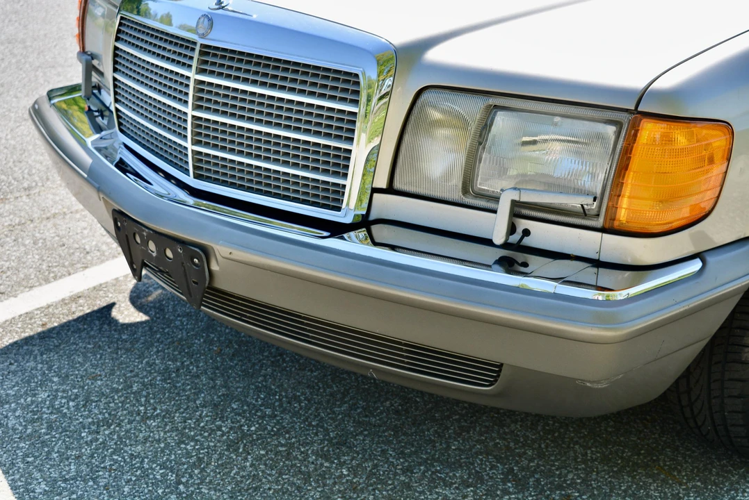 1990 Mercedes-Benz W126 S-Class Sedan - Image 16 of 31