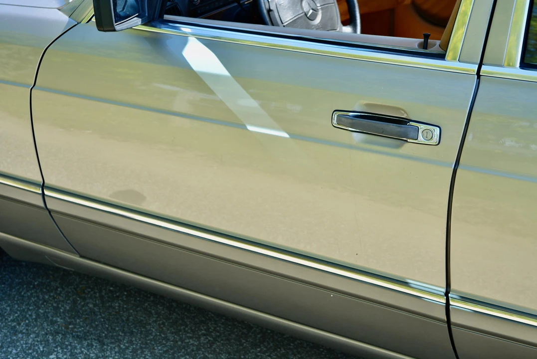 1990 Mercedes-Benz W126 S-Class Sedan - Image 20 of 31