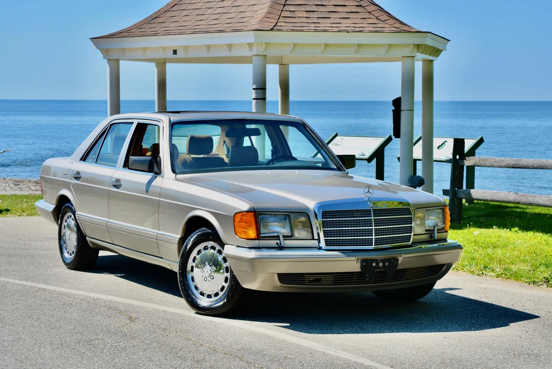 1990 Mercedes-Benz W126 S-Class Sedan - Image 9 of 31