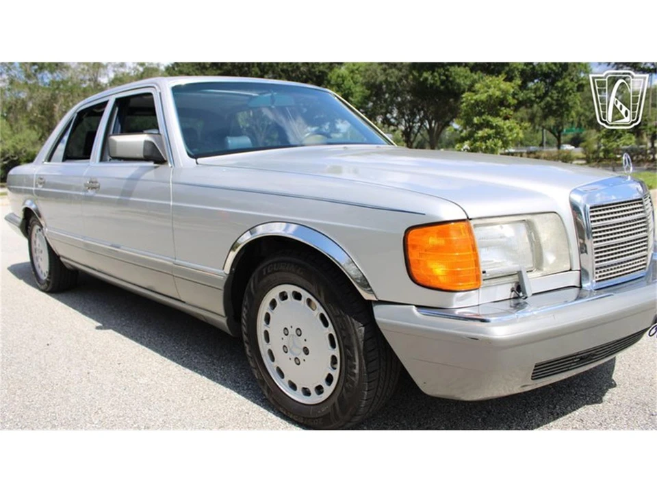 1990 Mercedes-Benz W126 S-Class Sedan - Image 26 of 31