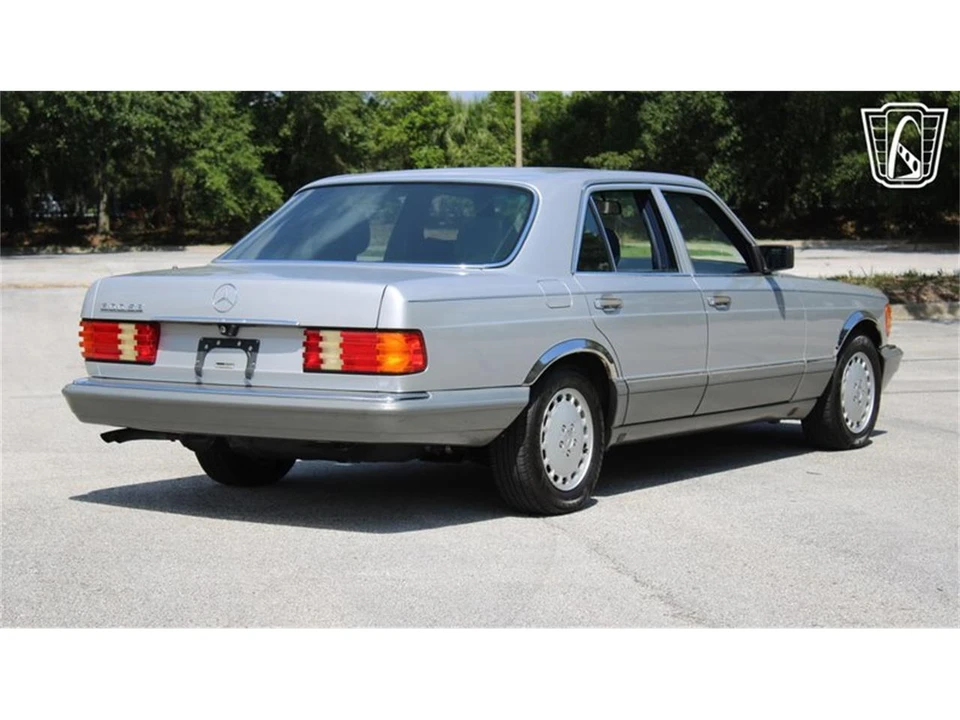1990 Mercedes-Benz W126 S-Class Sedan - Image 18 of 31