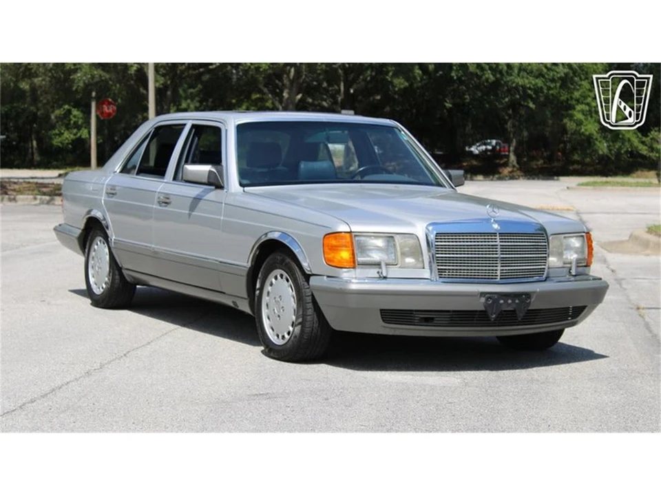 1990 Mercedes-Benz W126 S-Class Sedan - Image 24 of 31
