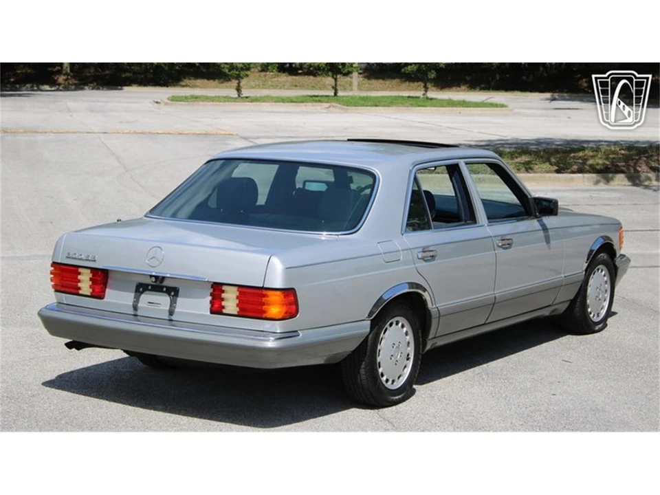 1990 Mercedes-Benz W126 S-Class Sedan - Image 19 of 31