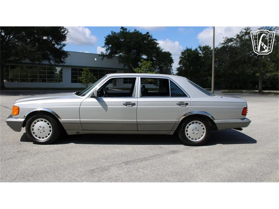 1990 Mercedes-Benz W126 S-Class Sedan - Image 9 of 31