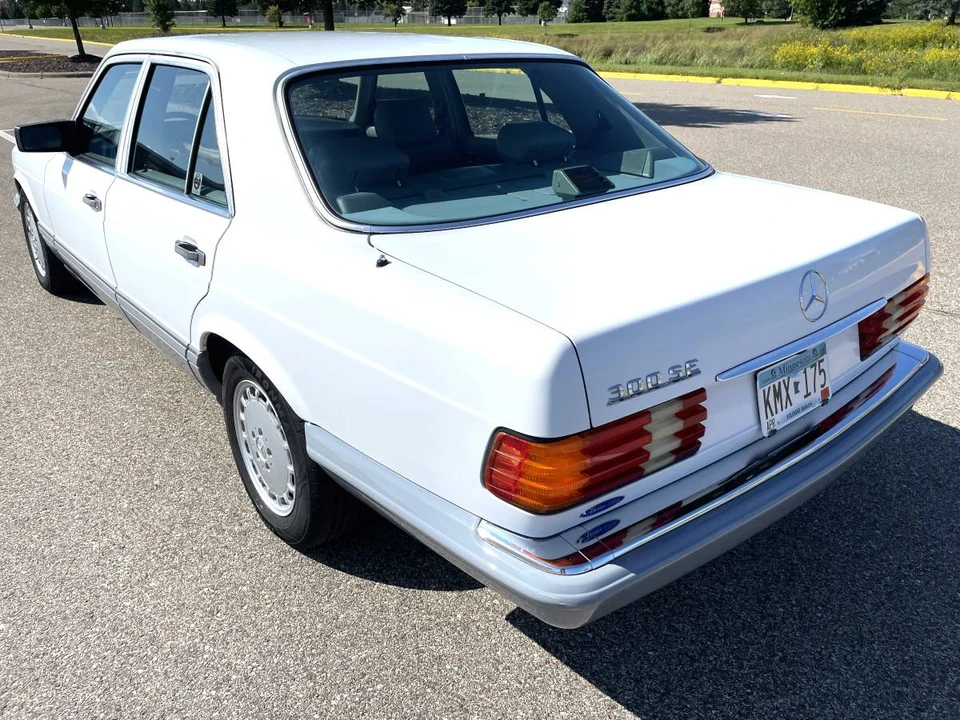 1990 Mercedes-Benz W112 - Image 7 of 20