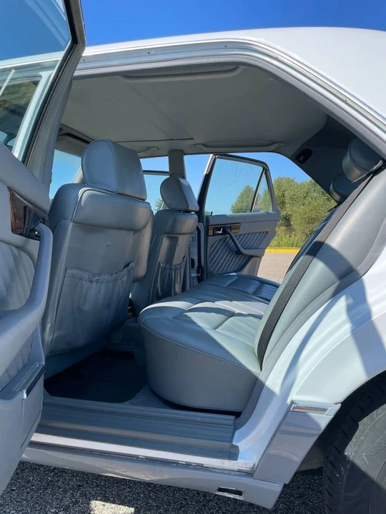 1990 Mercedes-Benz W112 - Image 11 of 20