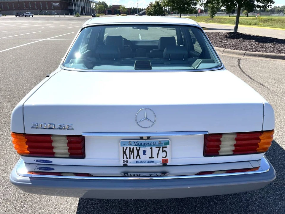 1990 Mercedes-Benz W112 - Image 6 of 20