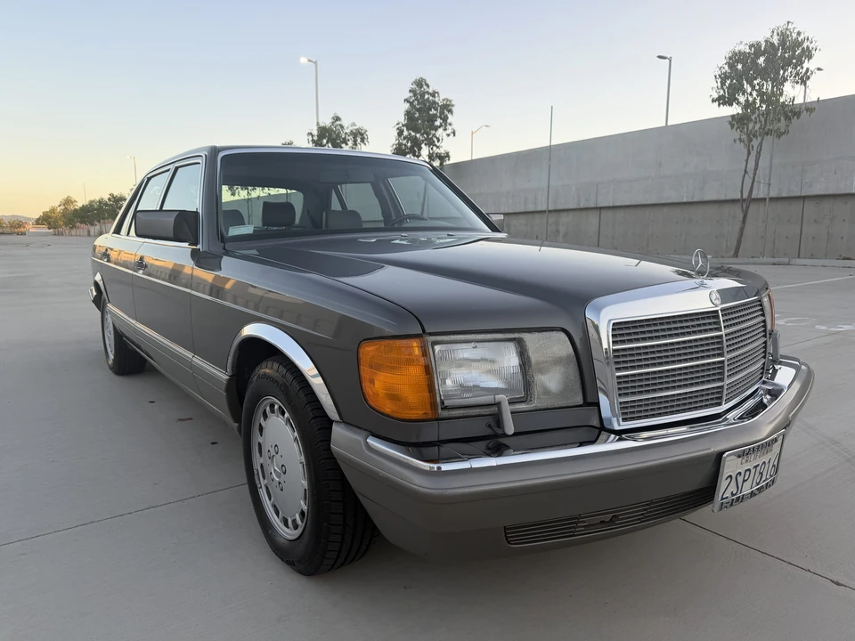 1990 Mercedes-Benz W126 S-Class Sedan - Image 12 of 31