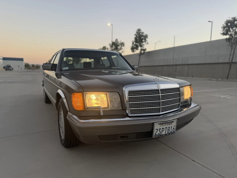 1990 Mercedes-Benz W126 S-Class Sedan - Image 15 of 31