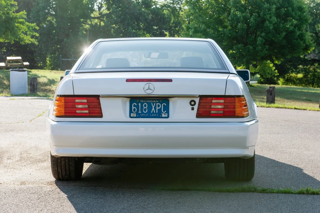 1990 Mercedes-Benz R129 SL-Class - Image 4 of 31