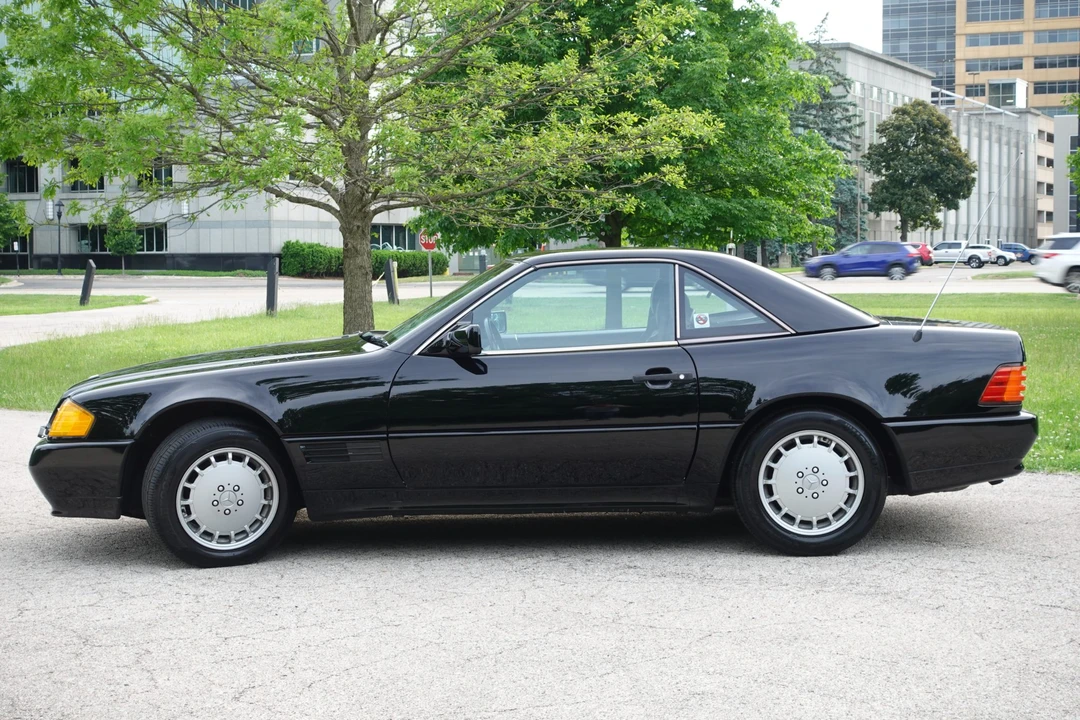 1990 Mercedes-Benz R129 SL-Class - Image 4 of 31
