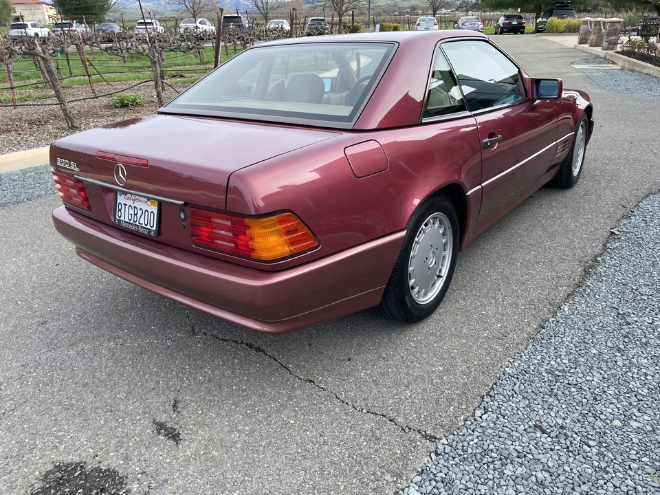 1990 Mercedes-Benz R129 SL-Class - Image 12 of 31