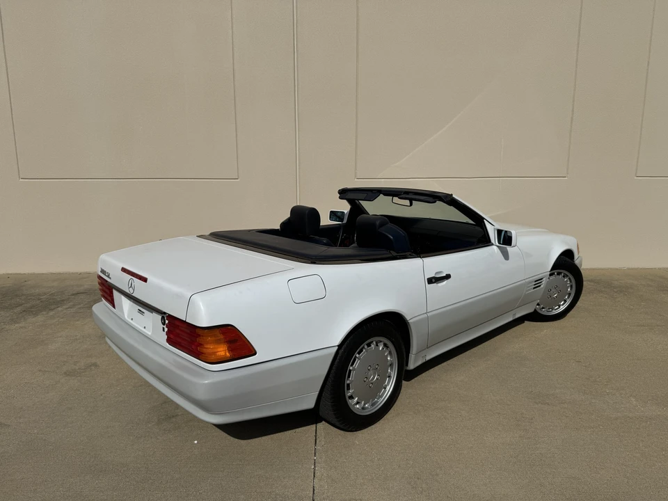 1990 Mercedes-Benz R129 SL-Class - Image 25 of 31