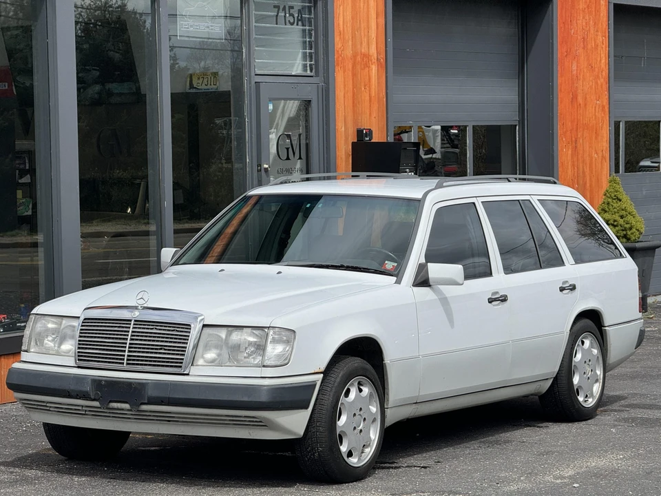 1990 Mercedes-Benz W124 E-Class - Image 4 of 31
