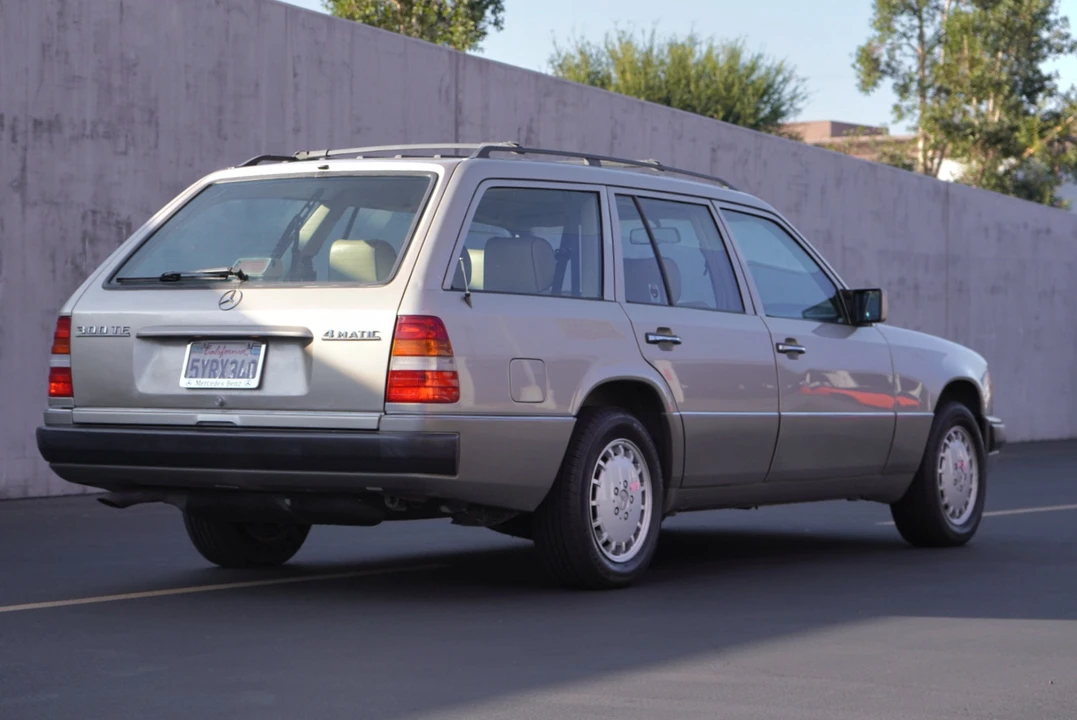 1990 Mercedes-Benz W124 E-Class - Image 26 of 31