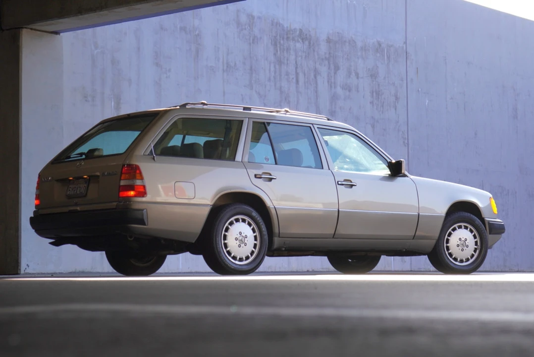 1990 Mercedes-Benz W124 E-Class - Image 20 of 31