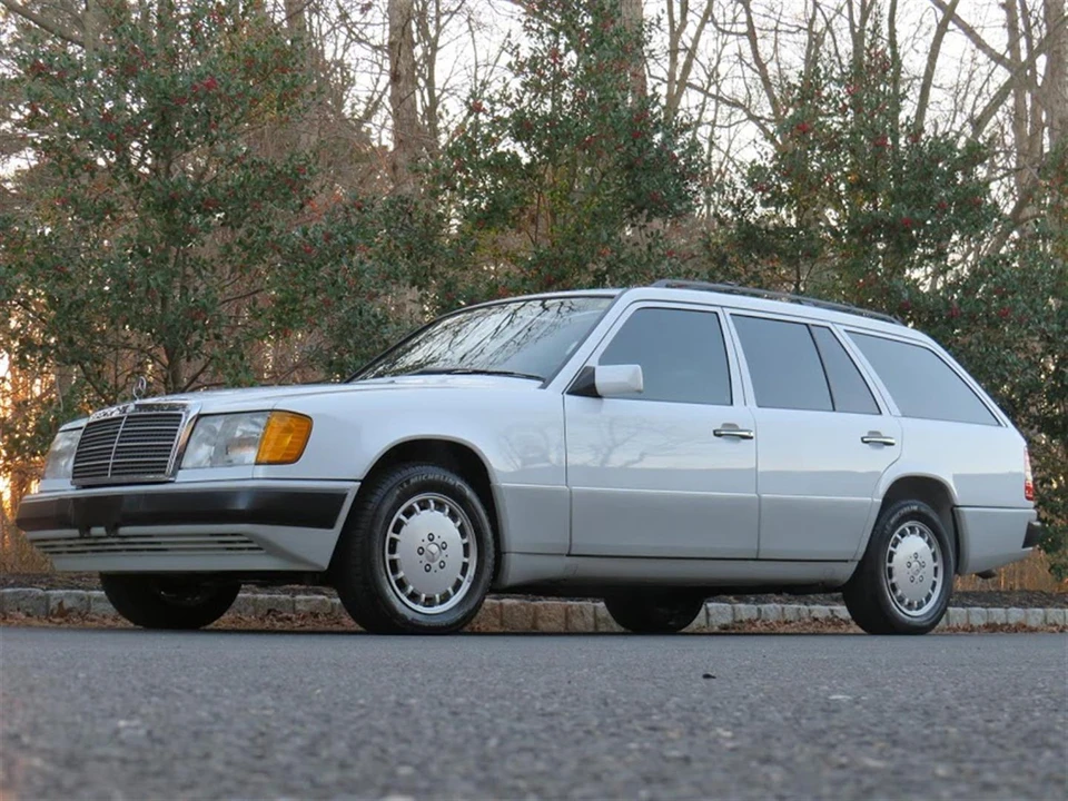 1990 Mercedes-Benz W124 E-Class - Image 3 of 31