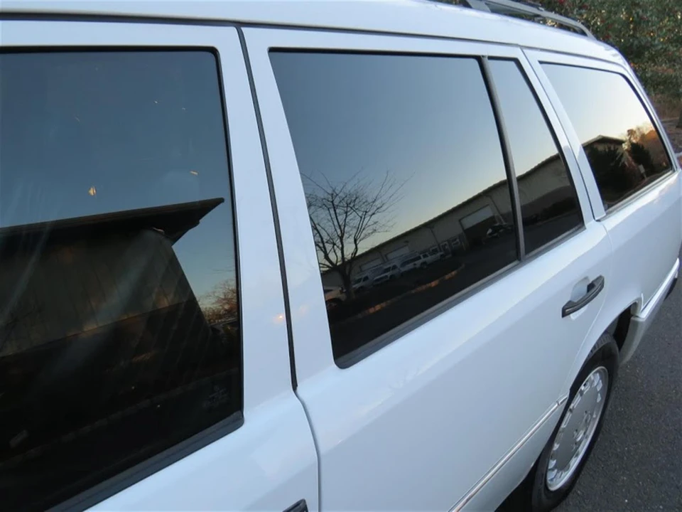 1990 Mercedes-Benz W124 E-Class - Image 31 of 31