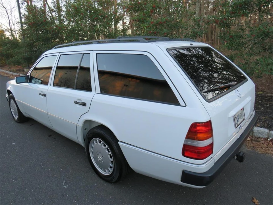 1990 Mercedes-Benz W124 E-Class - Image 6 of 31