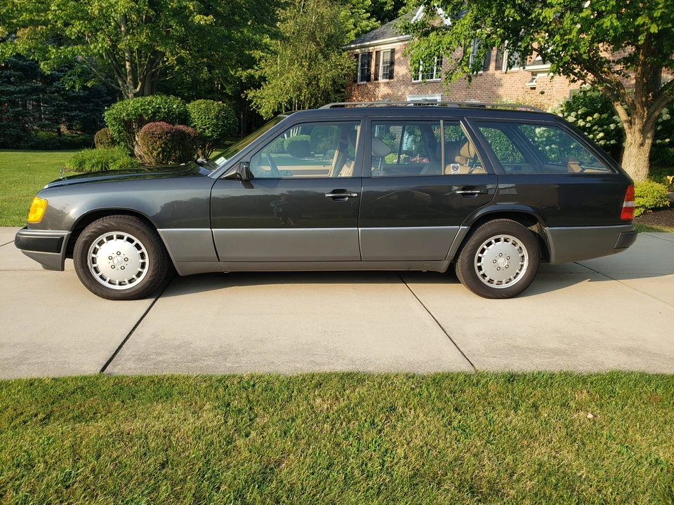 1990 Mercedes-Benz W124 E-Class - Image 31 of 31