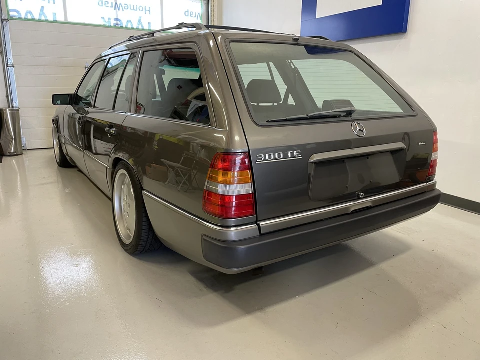 1990 Mercedes-Benz W124 E-Class - Image 6 of 31