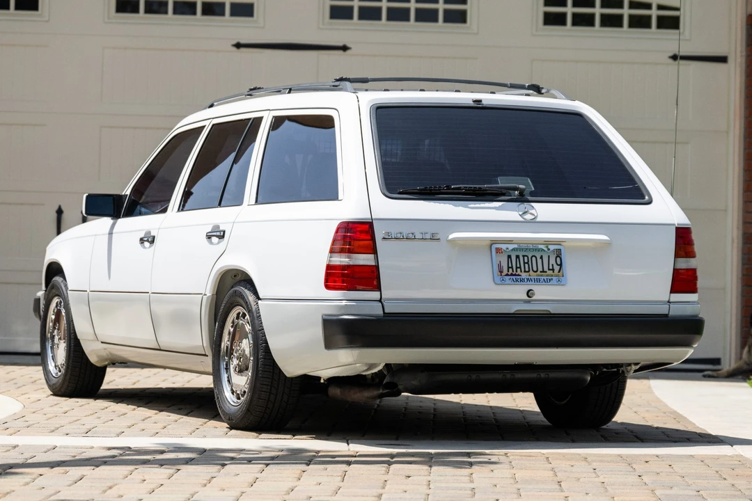 1990 Mercedes-Benz W124 E-Class - Image 7 of 31
