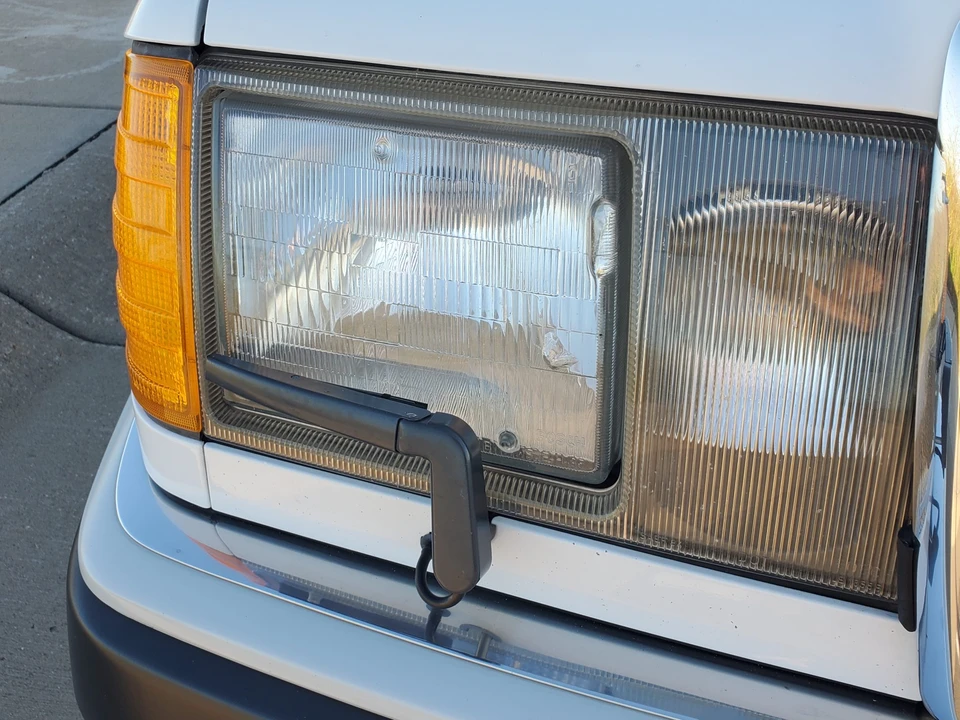 1990 Mercedes-Benz W124 E-Class - Image 14 of 31