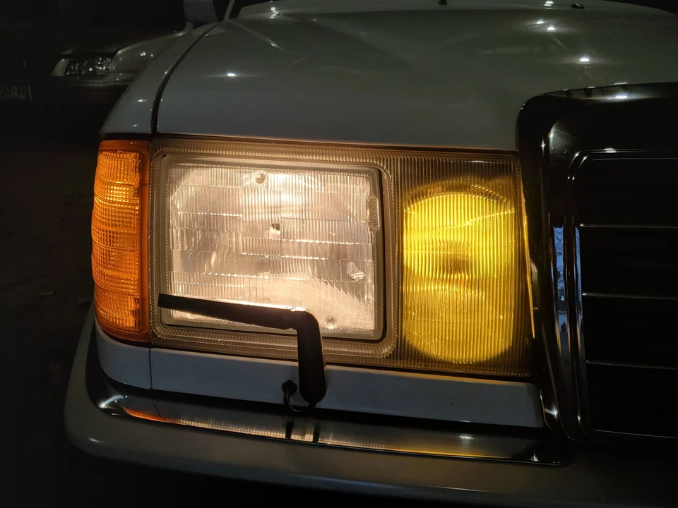 1990 Mercedes-Benz W124 E-Class - Image 13 of 31