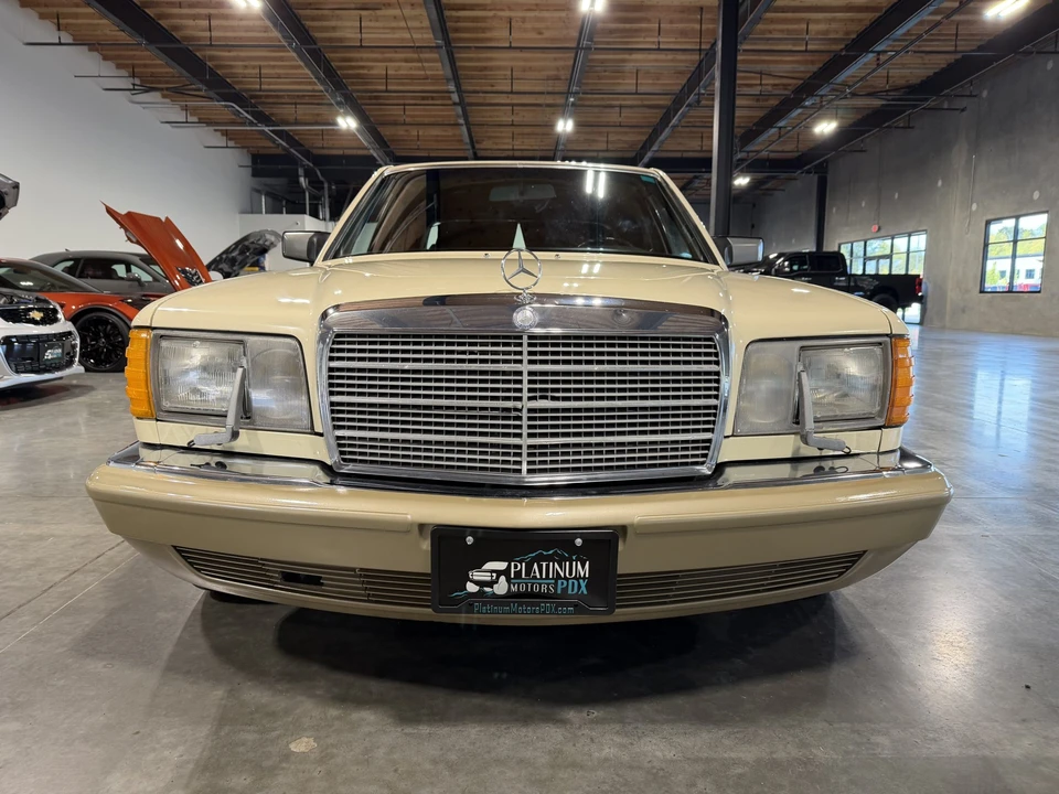 1990 Mercedes-Benz W126 S-Class Sedan - Image 21 of 31
