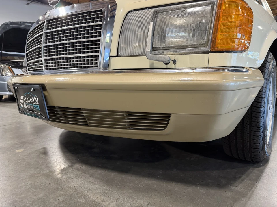 1990 Mercedes-Benz W126 S-Class Sedan - Image 31 of 31