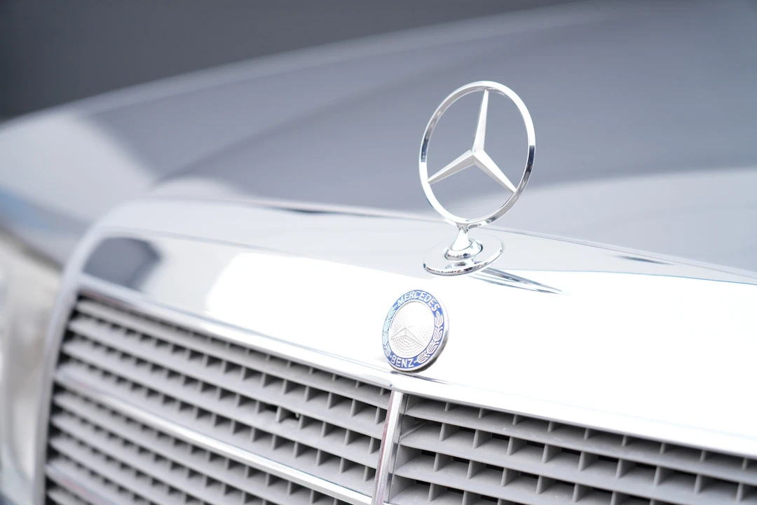 1990 Mercedes-Benz W126 S-Class Sedan - Image 22 of 31