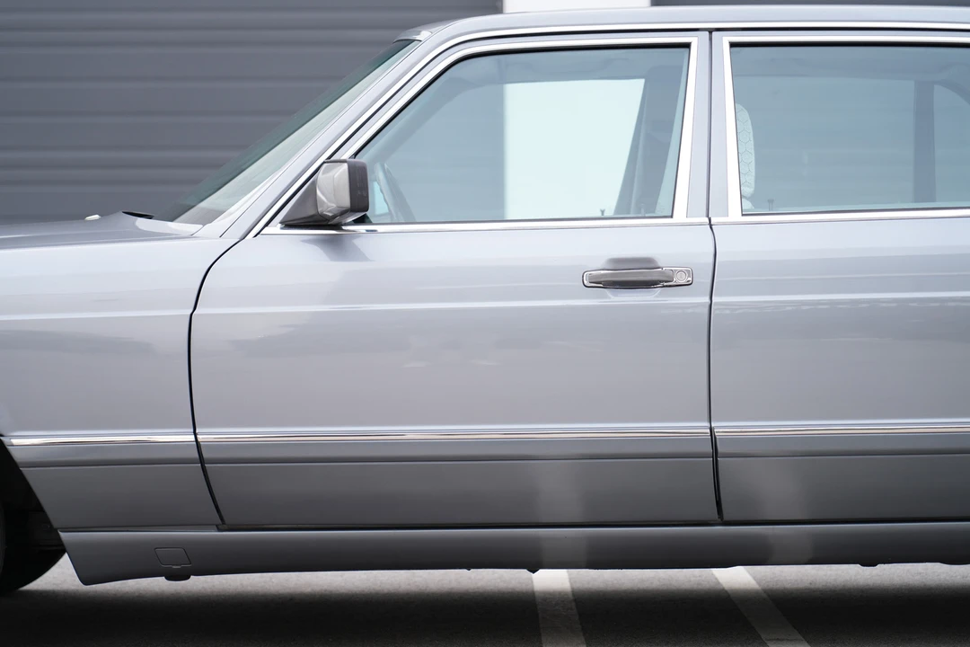 1990 Mercedes-Benz W126 S-Class Sedan - Image 11 of 31