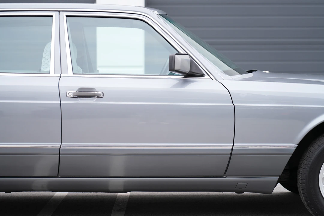 1990 Mercedes-Benz W126 S-Class Sedan - Image 16 of 31